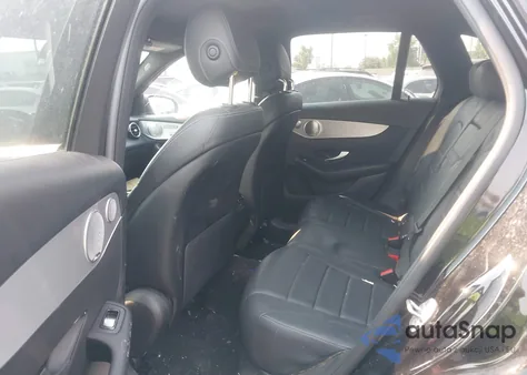 2019 Mercedes-Benz Glc 350E 4Matic z USA, uszkodzony, nr VIN WDC0G5EB7KF615853